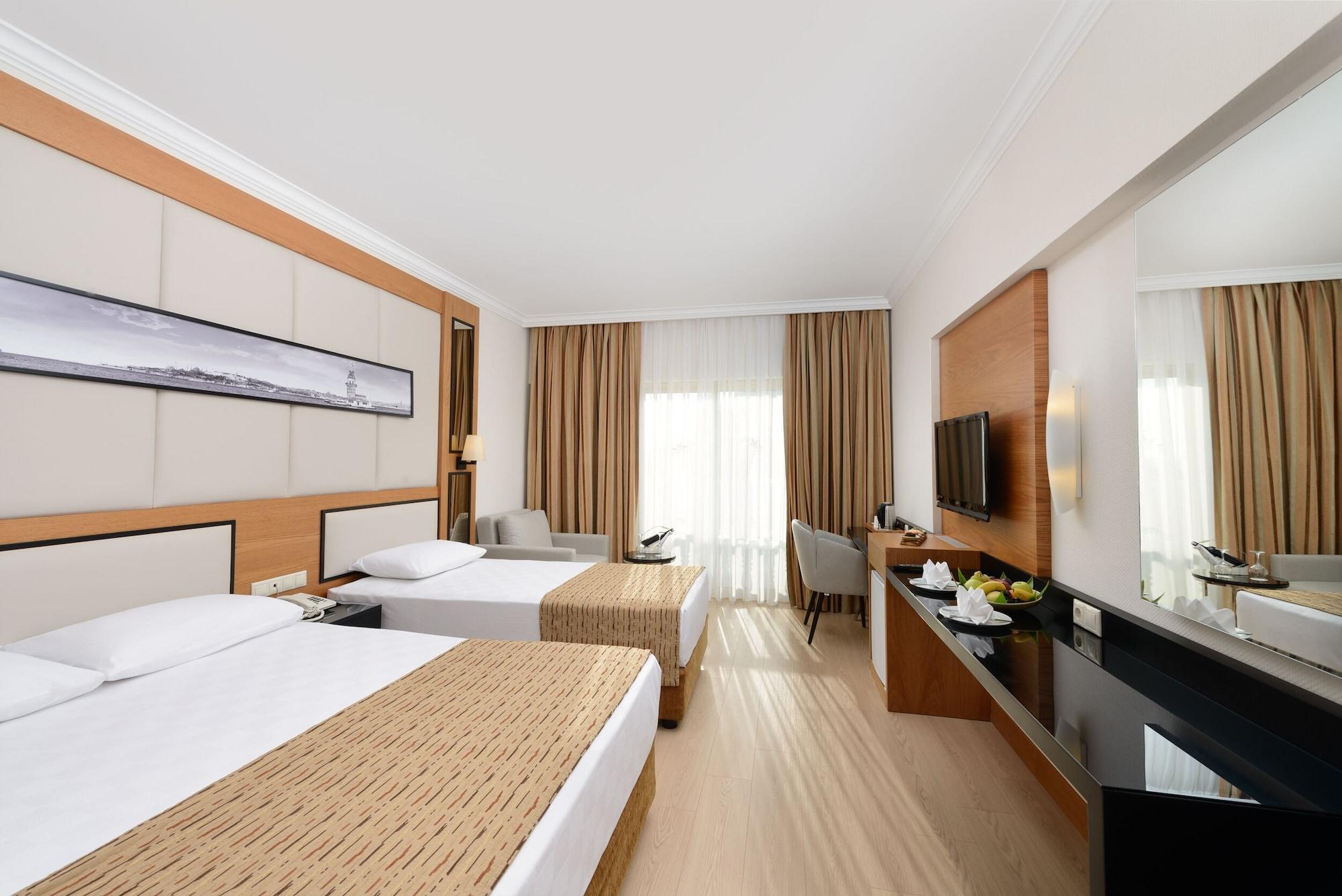 Ośrodek wypoczynkowy Aydinbey Famous 5*