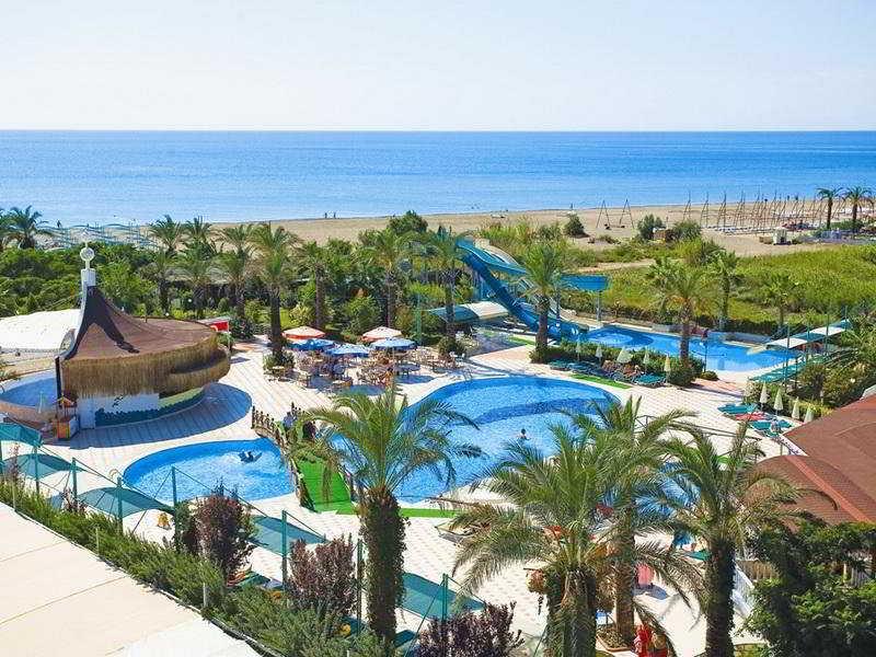 Ośrodek wypoczynkowy Aydinbey Famous 5*
