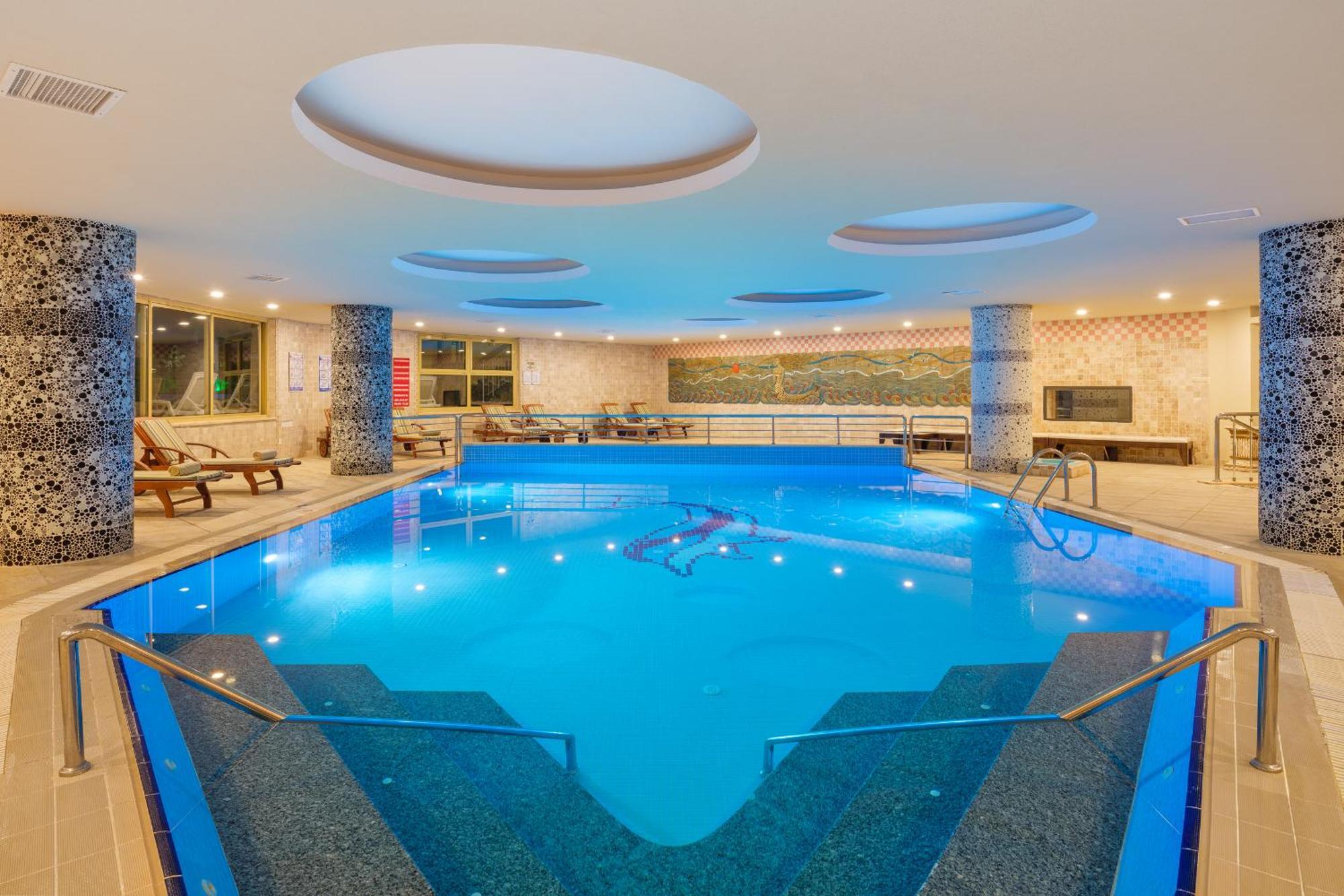 Ośrodek wypoczynkowy Aydinbey Famous 5*