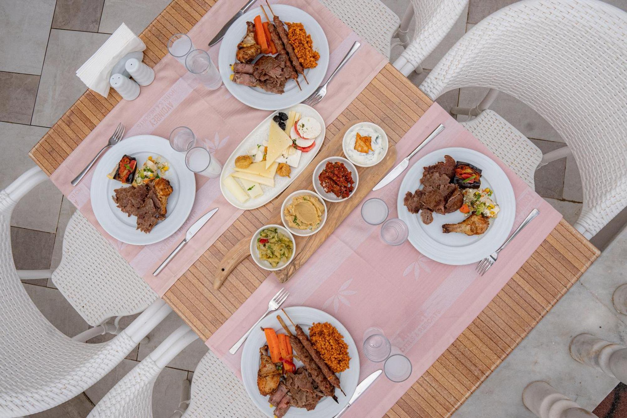 Ośrodek wypoczynkowy Aydinbey Famous Belek