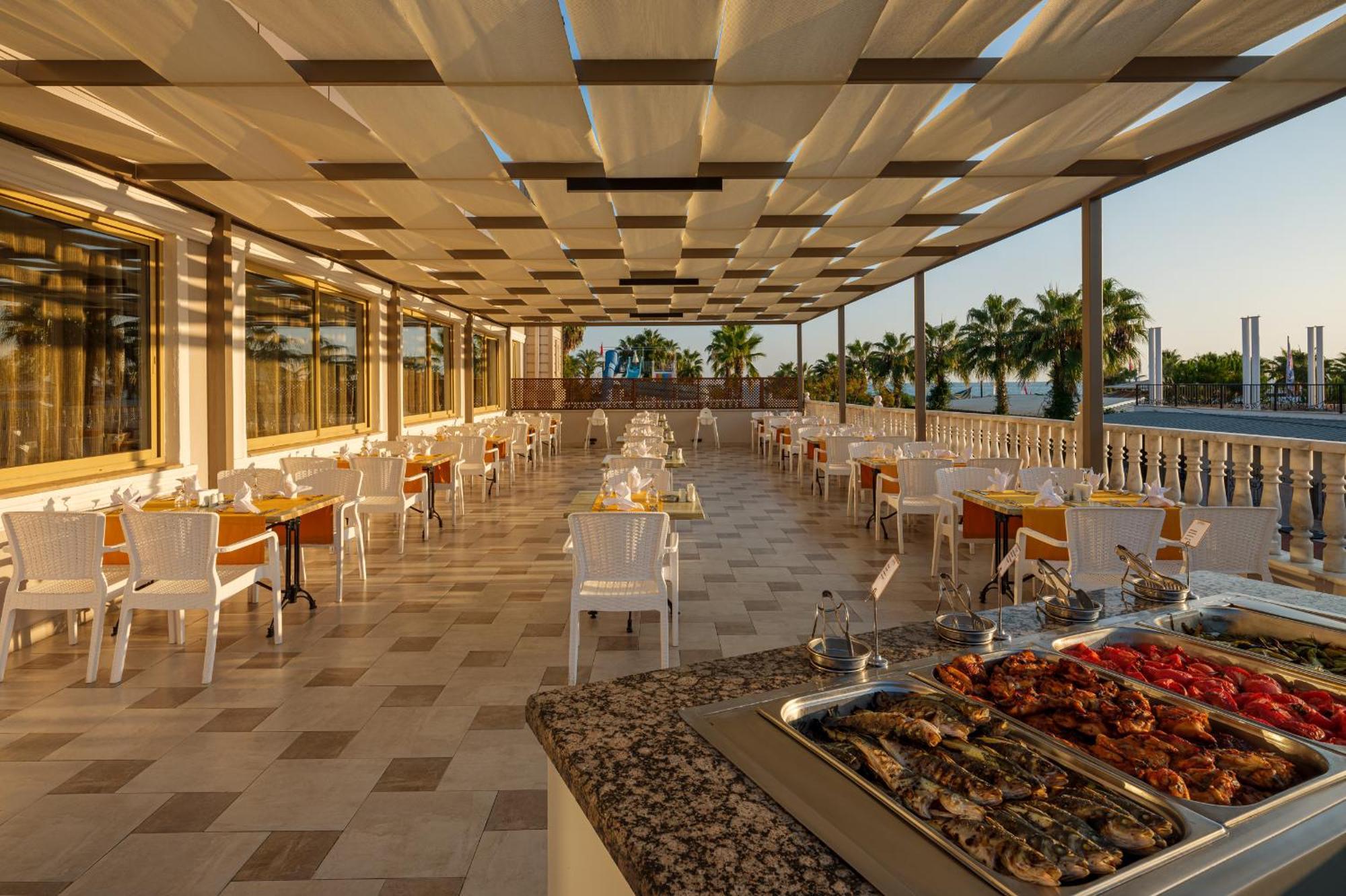 Ośrodek wypoczynkowy Aydinbey Famous Belek